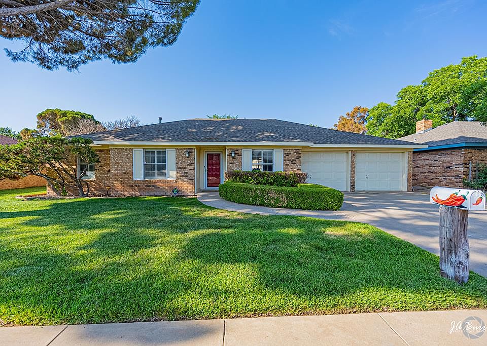 1st image of 3511 Oakridge Dr
