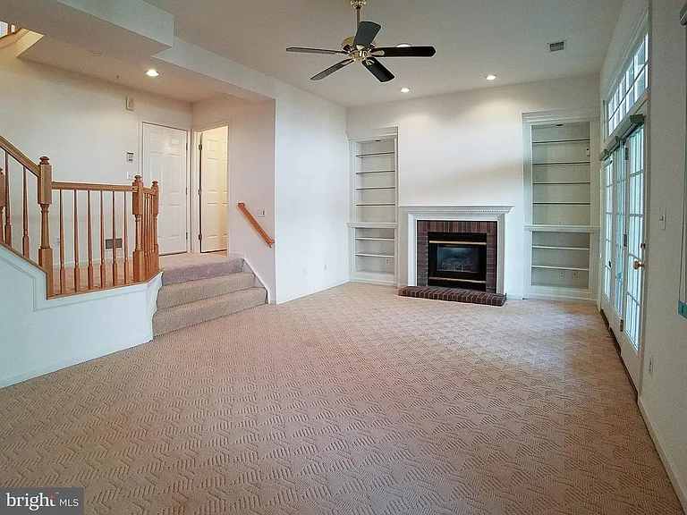 1781 Dawson St — Photo 14