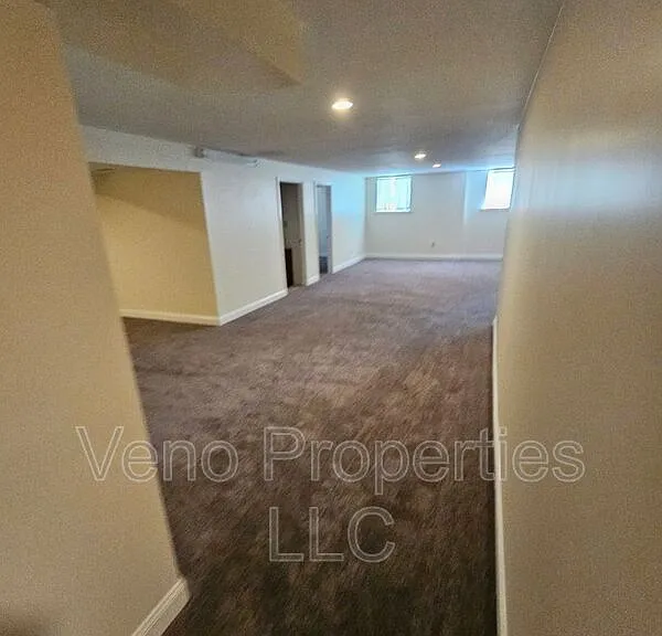 5 Brighton Ct — Photo 28