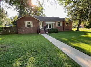 1407 Bel Aire Dr, Tullahoma, TN 37388