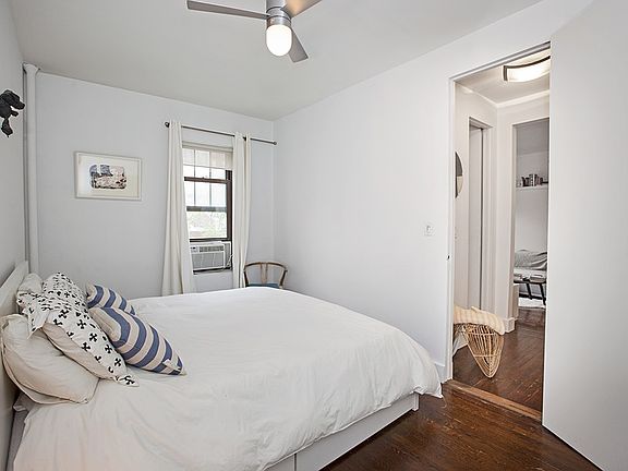 3rd image of 87 Barrow St APT 4A