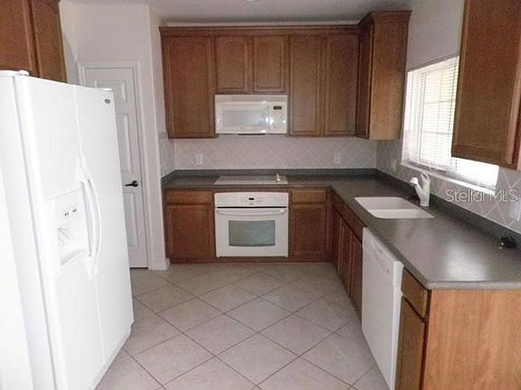 5th image of 2959 Birchcreek Dr