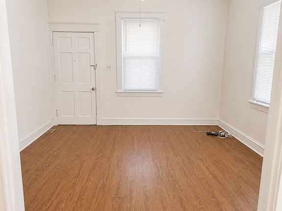 2nd image of 1811 Mechanicsville Tpke