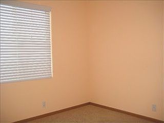 4th image of 4215 N 171st Ave