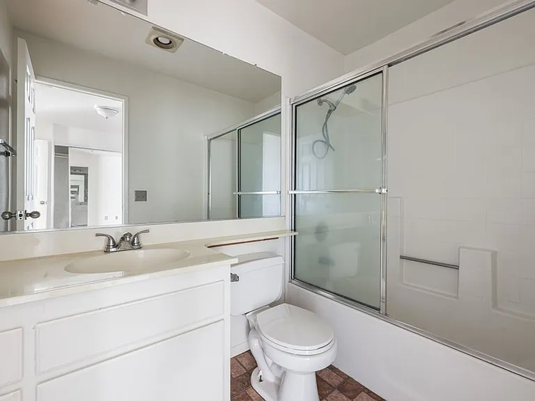 2403 Meade Ave — Photo 27