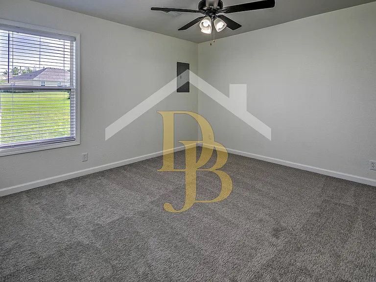 1111 173rd St #1111 — Photo 12