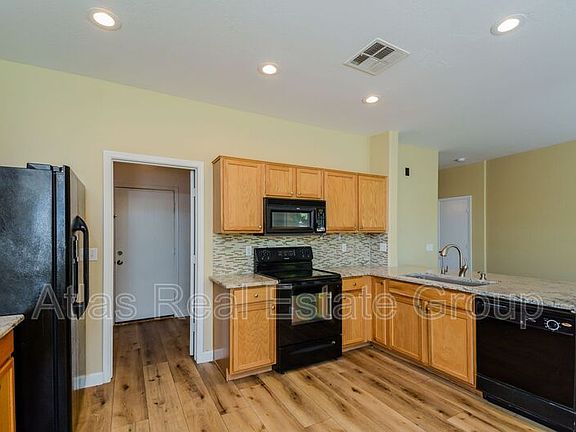 3rd image of 15413 N 169th Ave