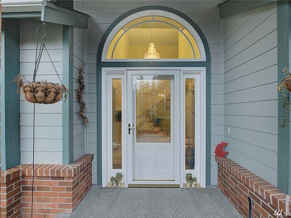2nd image of 5906 231st Ave E