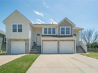 7535 McCoy St #7537, Lenexa, KS 66227