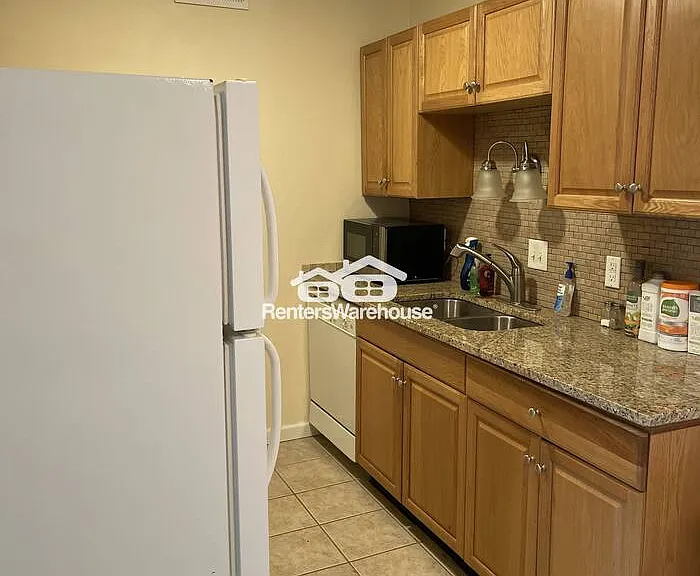 1464 Hawks Nest Dr #G — Photo 5
