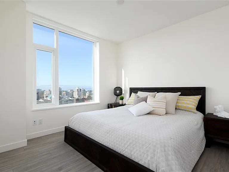 848 Yates St #1704 — Photo 12