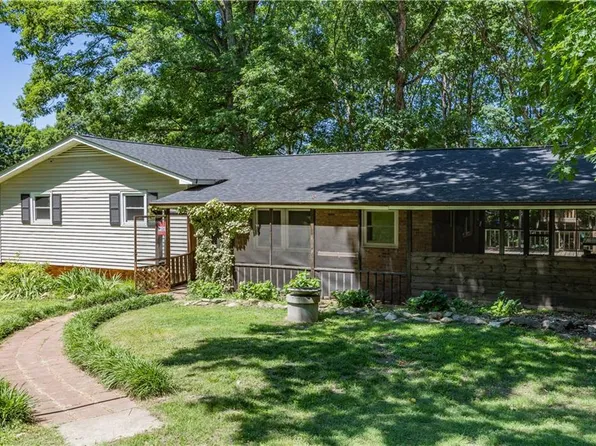 267 Henry Rd, Asheboro, NC 27205