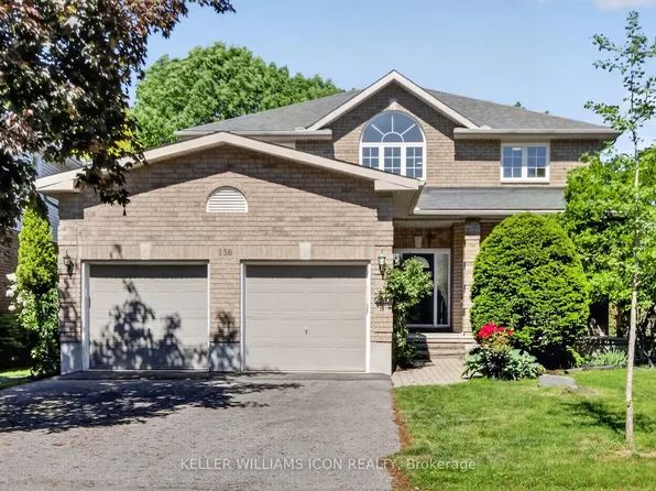 136 Shaughnessy Cres, Ottawa, ON K2K 2N3