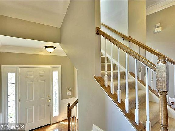 3rd image of 6259 Cozy Glen Ct