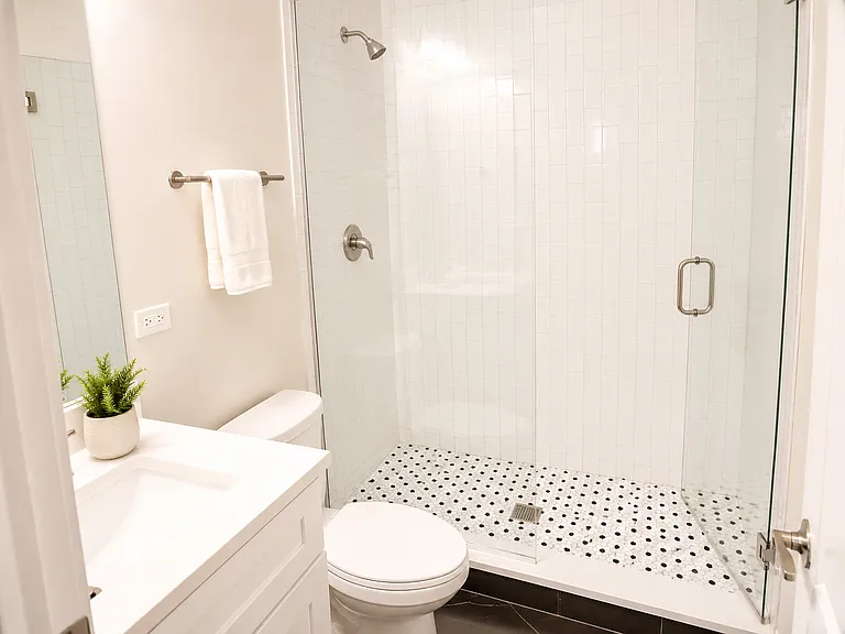 6623 S University Ave #1 — Photo 5