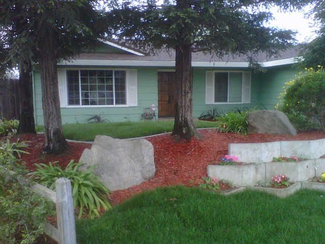 2nd image of 596 Baker Ct