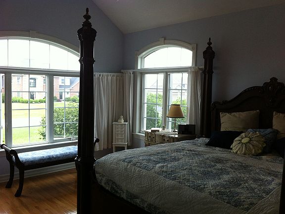 Master suite w/ city view