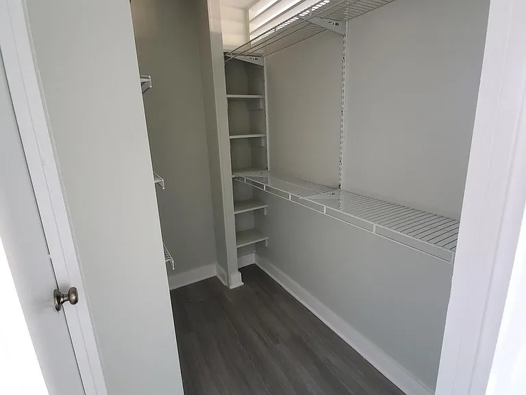 336 W Wellington Ave #2003 — Photo 5