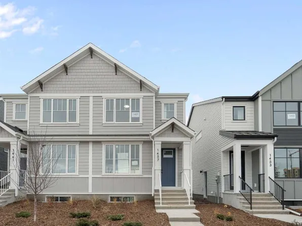 1457 N Rangeview Dr SE, Calgary, AB T3S 0G9