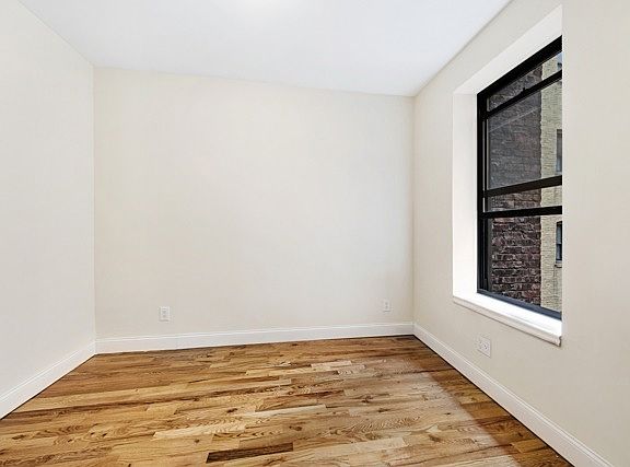 5th image of 223 13th St #6B