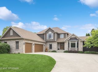 35 Maple Ridge Ln, Yorkville, IL 60560