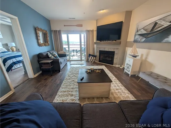 414 Cedar Heights Dr #2C, Camdenton, MO 65020