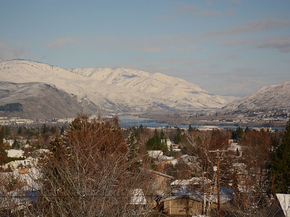 1st image of 1431 Skyline Dr