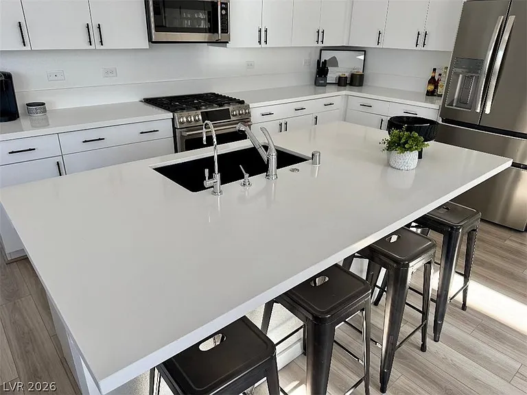 3220 Bertonico Ave — Photo 1