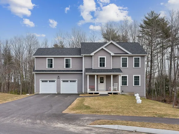 1 Tabby Way, Saco, ME 04072