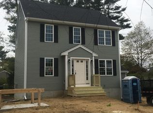 2 Club Ter, Pembroke, MA 02359