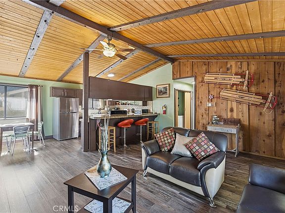 5th image of 44667 Barton Ln