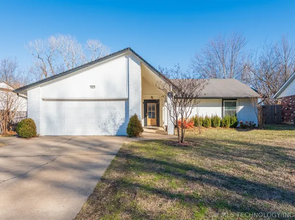 3013 S Ash Ct, Broken Arrow, OK 74012