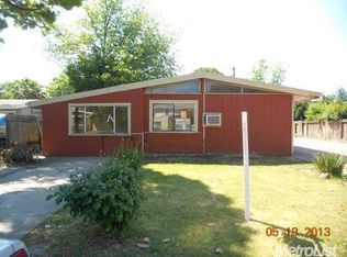 2512 Del Rio Dr, Stockton, CA 95204