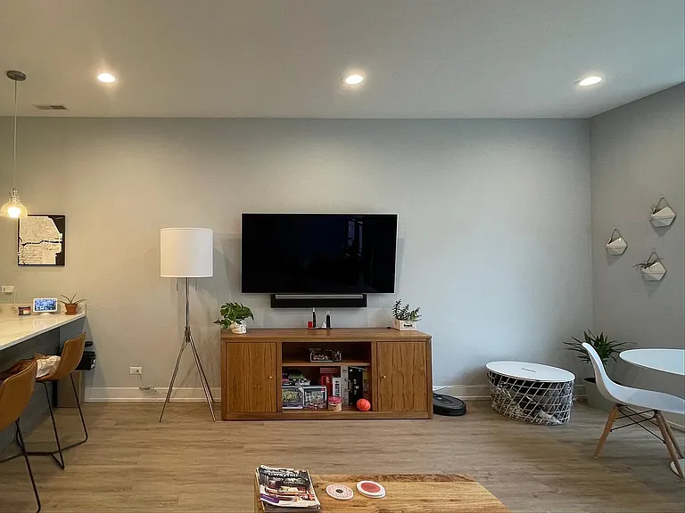 1385 Brown St — Photo 6