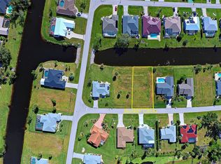 5 Bunker Cir #557, Rotonda West, FL 33947