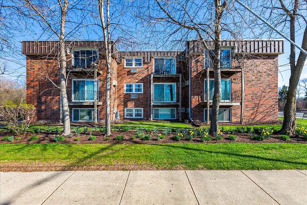 1 bed, 925 sqft, $1,495 — Photo 3
