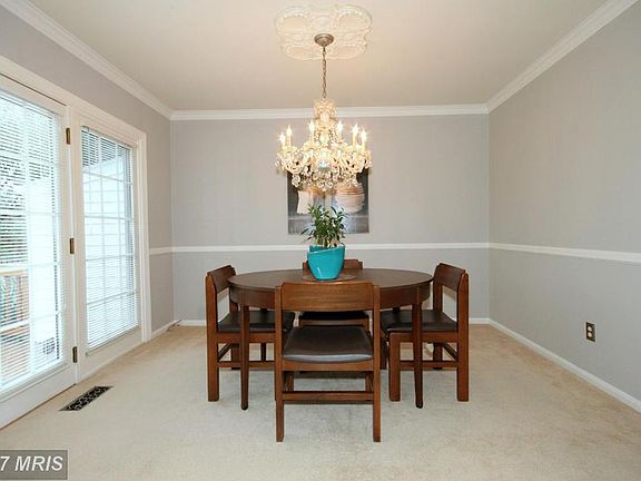5th image of 9431 Wallingford Dr