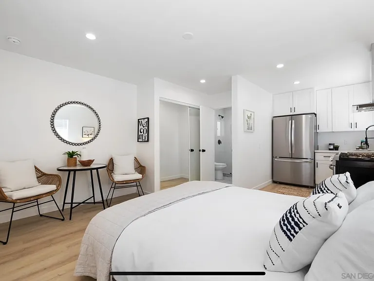848 Valley Ave — Photo 3