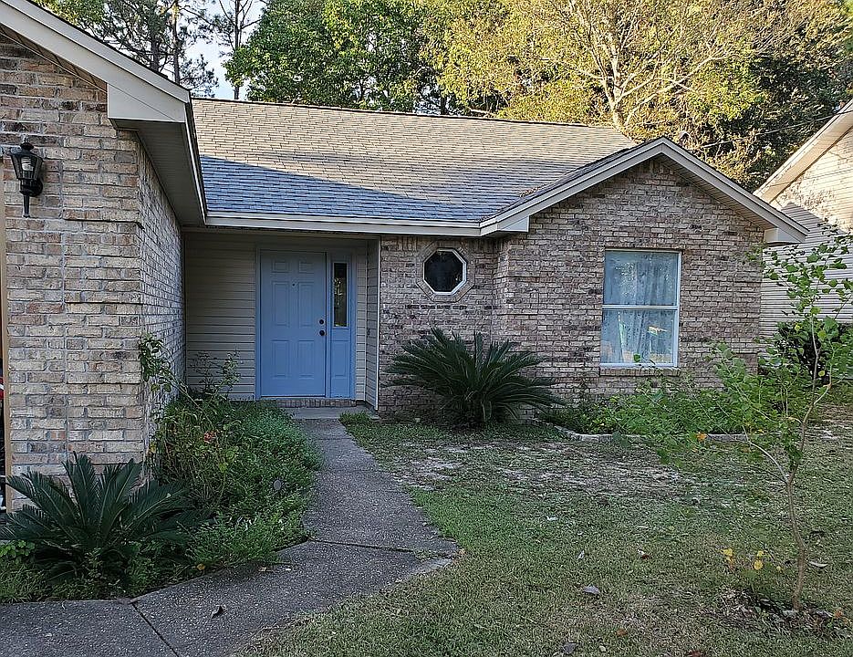 1st image of 1523 Valparaiso Blvd