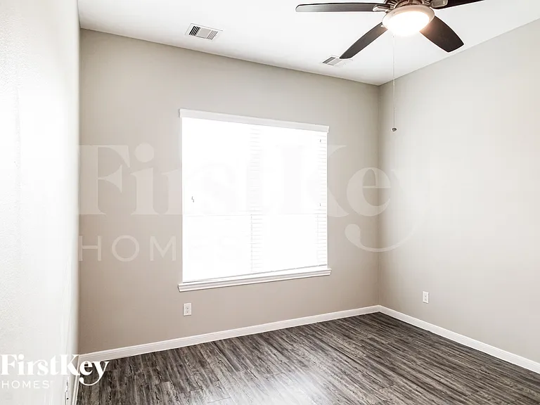 6434 Upper Leaf Ct — Photo 11