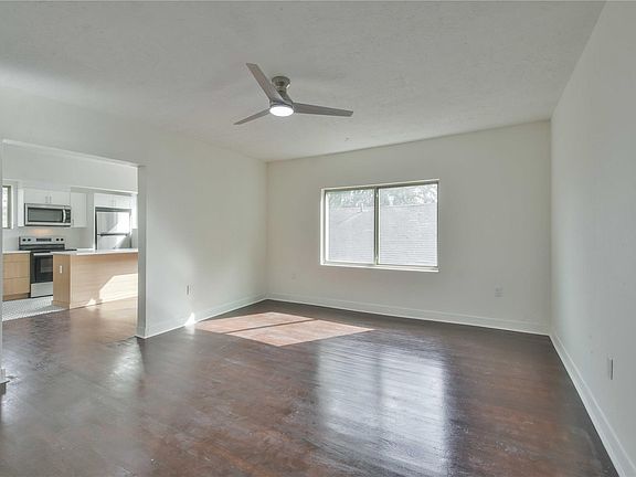 4th image of 4203 Rusk St APT 4