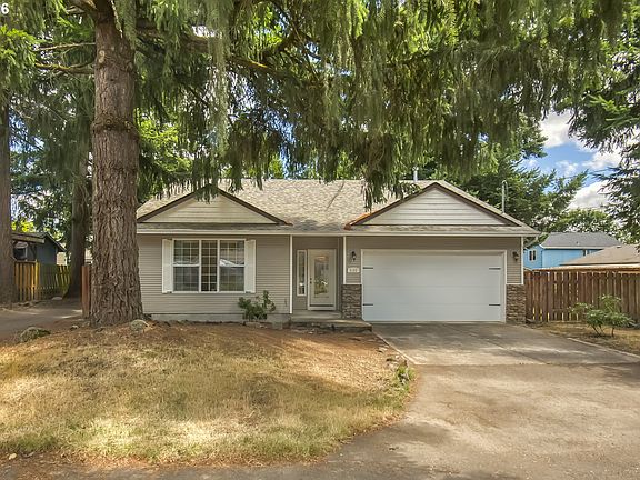 2nd image of 2132 SE 143rd Ave
