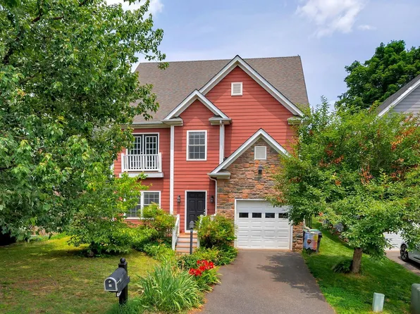 113 Blincoe Ln, Charlottesville, VA 22902