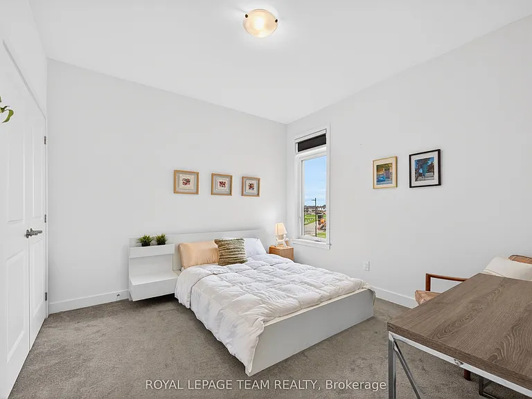 160 Highgarden Ter — Photo 22