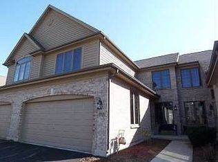 1N589 Augusta Ct, Winfield, IL 60190