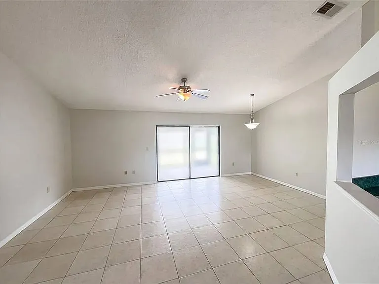 109 Dulverton Way — Photo 3