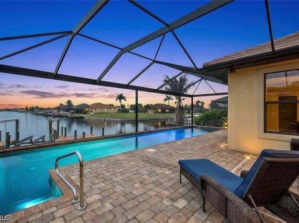 2724 Gleason Pkwy, Cape Coral, FL 33914