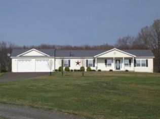 212 Grange Hall Rd, Shickshinny, PA 18655