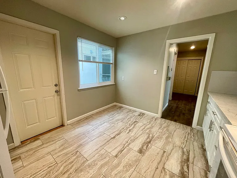 4041 Lincoln Way #1107R — Photo 3