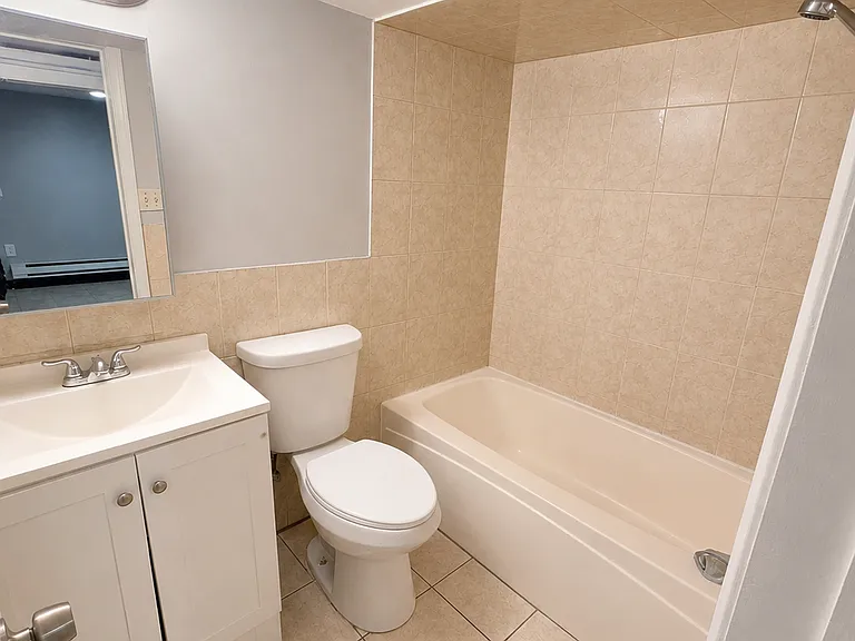 168 Woodlawn Ave #1 — Photo 13